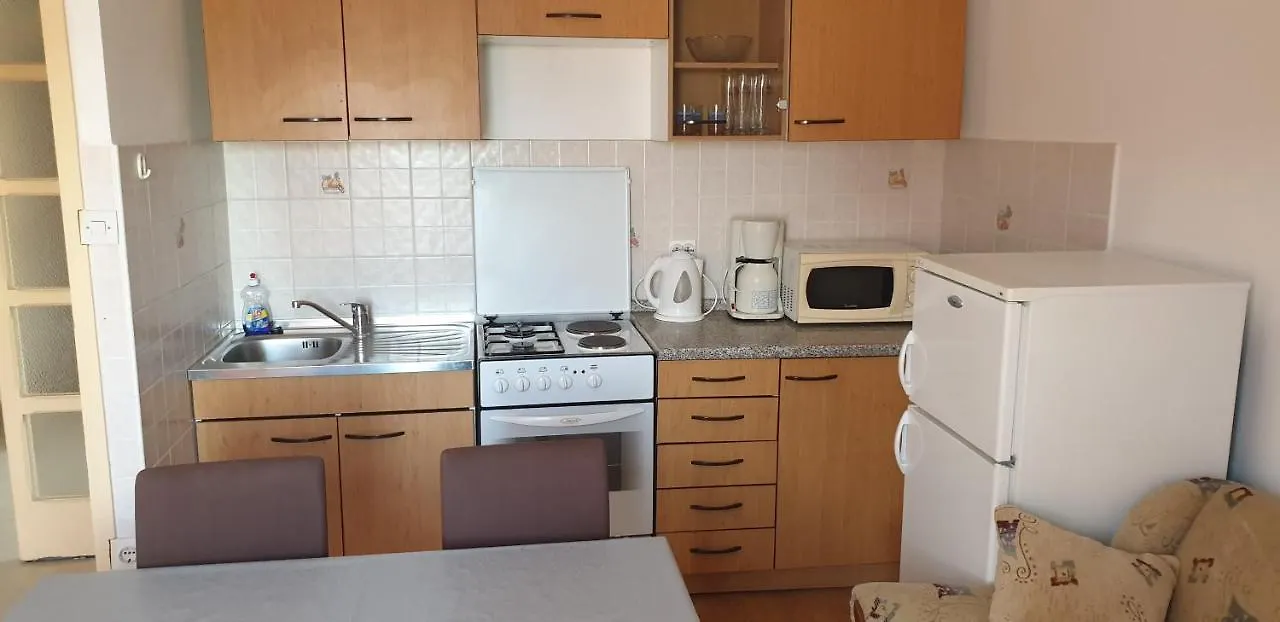 Apartment Anka Andreskic Lopar